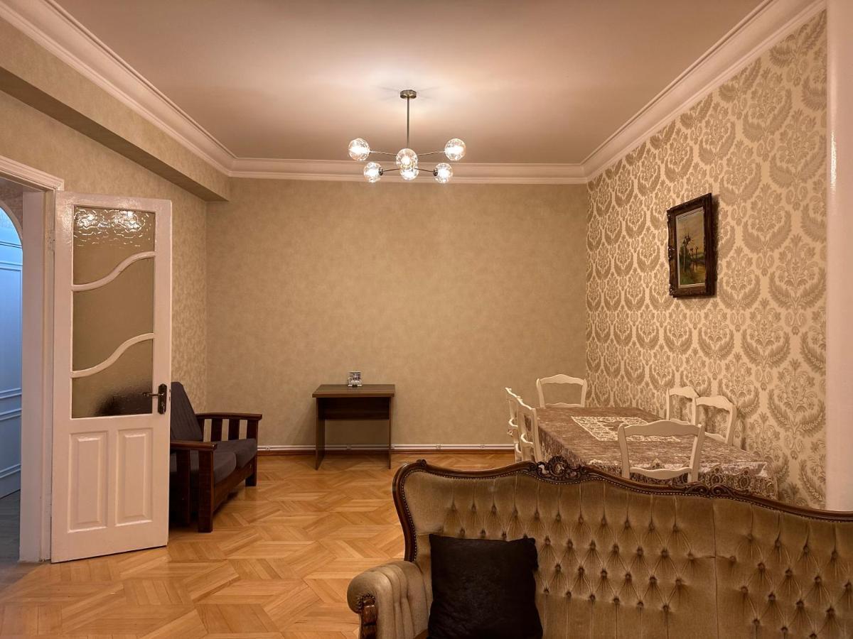 4 Bedroom Suite Apartment Ln Tbilisi City Kültér fotó